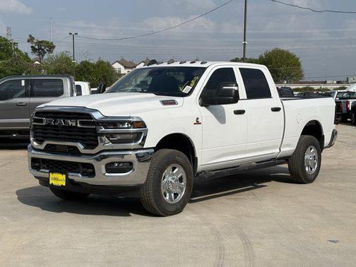 2025 RAM 2500 Tradesman Crew Cab 4x4 6'4' Box