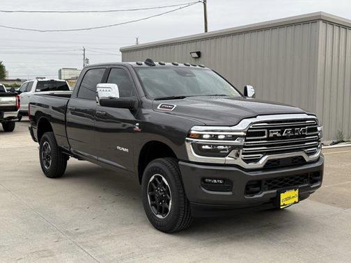2025 RAM 2500 Laramie Crew Cab 4x4 6'4' Box