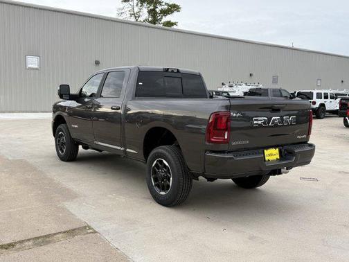 2025 RAM 2500 Laramie Crew Cab 4x4 6'4' Box