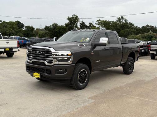 2025 RAM 2500 Laramie Crew Cab 4x4 6'4' Box