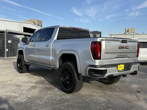 2022 GMC Sierra 1500 AT4