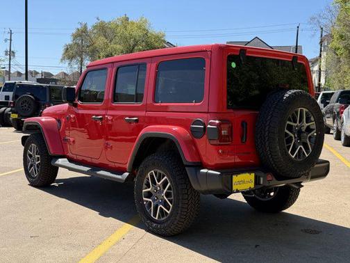 Firecracker Red Clearcoat 2026 Jeep Wrangler 4-Door Sahara 4x4