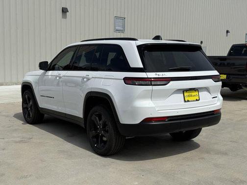 2025 Jeep Grand Cherokee Limited X