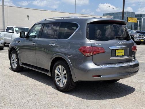 2017 INFINITI QX80 Base