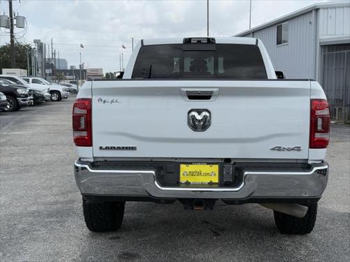 2022 RAM 2500 Laramie Crew Cab 4x4 6'4' Box