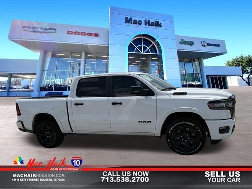 2025 RAM 1500 SLT
