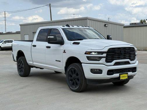 2025 RAM 2500 Lone Star Crew Cab 4x4 6'4' Box