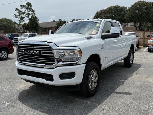 Bright White Clearcoat 2023 RAM 3500 Laramie Crew Cab 4x4 6'4' Box