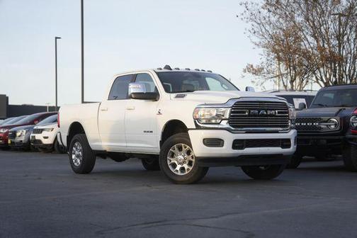 Bright White Clearcoat 2023 RAM 3500 Laramie Crew Cab 4x4 6'4' Box