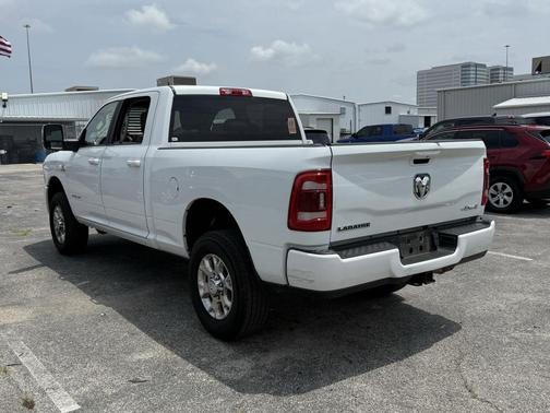 Bright White Clearcoat 2023 RAM 3500 Laramie Crew Cab 4x4 6'4' Box