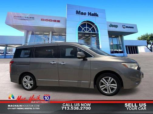 Titanium 2015 Nissan Quest Platinum