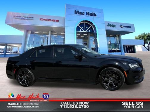 2019 Chrysler 300 Touring