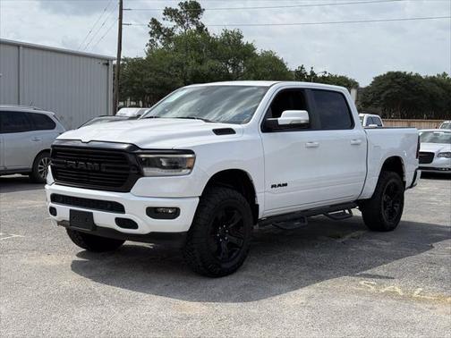 2020 RAM 1500 Classic SLT