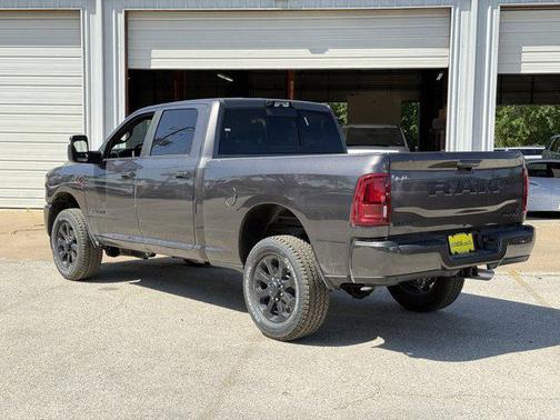 2025 RAM 2500 Laramie Crew Cab 4x4 6'4' Box