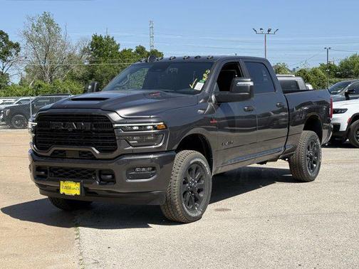 2025 RAM 2500 Laramie Crew Cab 4x4 6'4' Box
