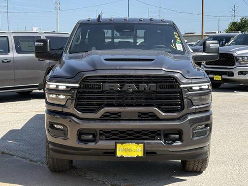 2025 RAM 2500 Laramie Crew Cab 4x4 6'4' Box
