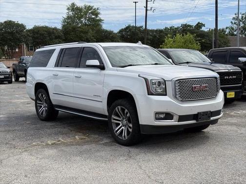 2017 GMC Yukon XL Denali