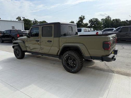 2025 Jeep Gladiator Willys