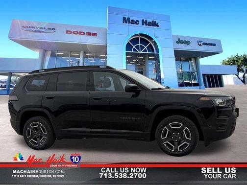 Diamond Black Crystal Pearlcoat 2026 Jeep Cherokee Laredo 4x4