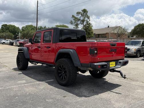 Firecracker Red Clearcoat 2020 Jeep Gladiator Sport S