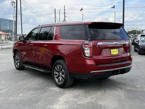 2021 Chevrolet Suburban LS