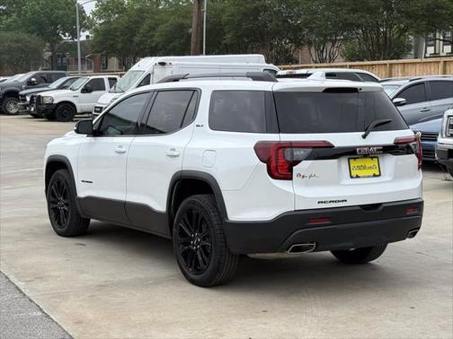 2023 GMC Acadia FWD SLT