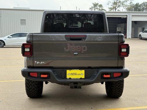 2026 Jeep Gladiator Mojave 4x4