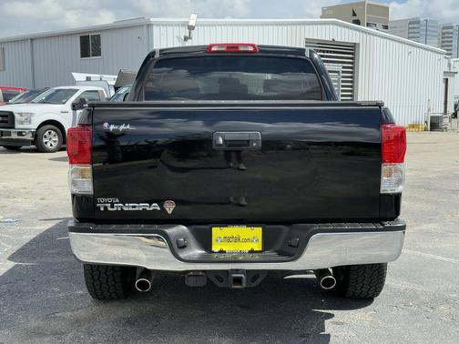 2011 Toyota Tundra Grade