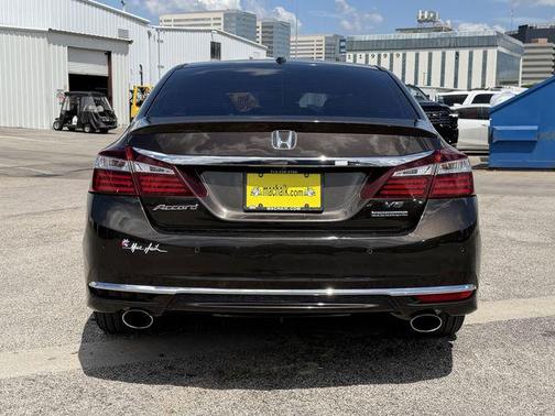 Modern Steel Metallic 2016 Honda Accord Touring