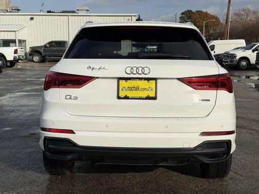 2022 Audi Q3 45 S line Premium Plus
