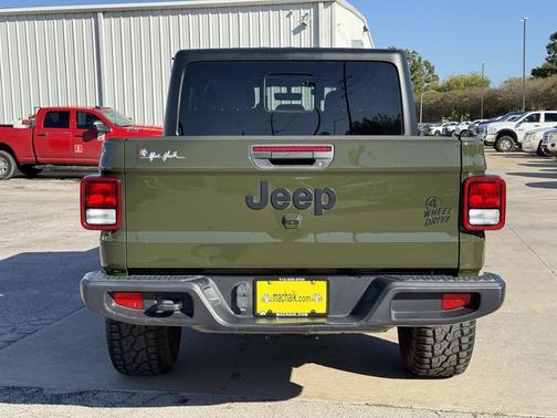 2023 Jeep Gladiator Willys 4x4