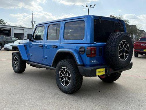 Hydro Blue Pearlcoat 2026 Jeep Wrangler Rubicon