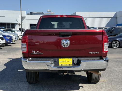 2023 RAM 2500 Big Horn Crew Cab 4x4 6'4' Box