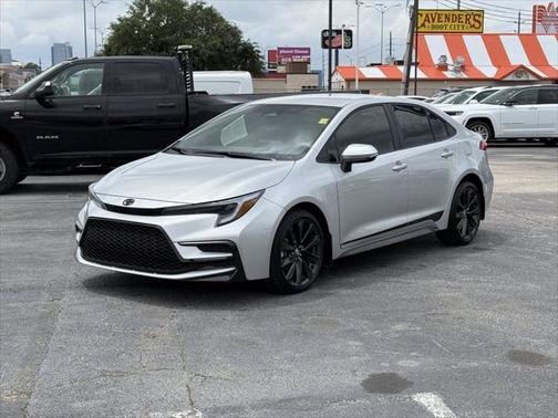 2025 Toyota Corolla SE