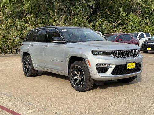 2025 Jeep Grand Cherokee Summit