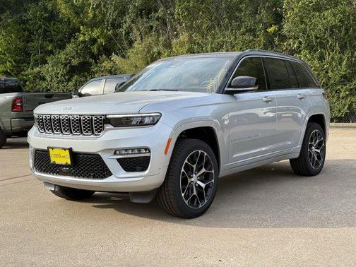 2025 Jeep Grand Cherokee Summit