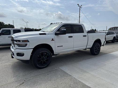 2025 RAM 2500 Lone Star Crew Cab 4x4 6'4' Box