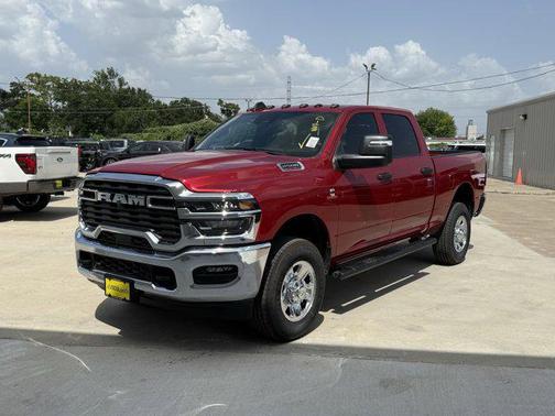 2025 RAM 2500 Tradesman Crew Cab 4x4 6'4' Box