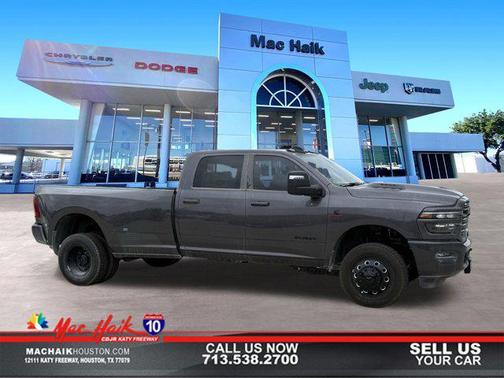 2025 RAM 3500 Laramie Crew Cab 4x4 8' Box
