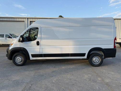 2025 RAM ProMaster 2500 Tradesman