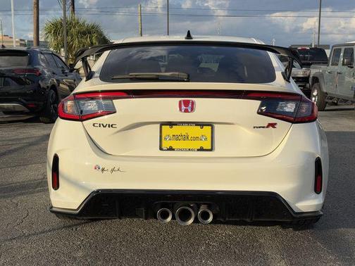 2024 Honda Civic Type R TYPE-R 2.0T FWD 6-SPEED MANUAL PERFORMANCE SEDAN