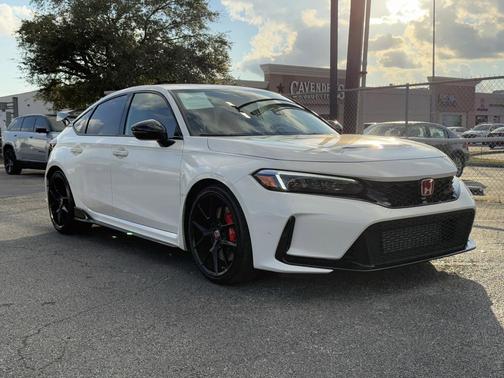 2024 Honda Civic Type R TYPE-R 2.0T FWD 6-SPEED MANUAL PERFORMANCE SEDAN