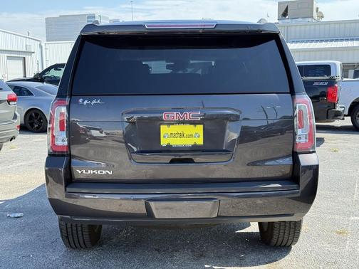 2017 GMC Yukon SLE