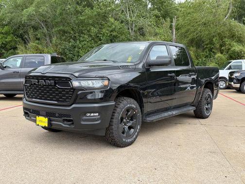 2026 RAM 1500 Warlock Crew Cab 4x4 5'7' Box