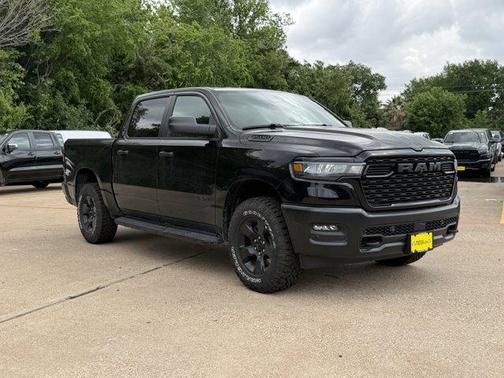 2026 RAM 1500 Warlock Crew Cab 4x4 5'7' Box