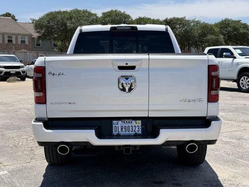 Ivory White Tri-Coat Pearlcoat 2024 RAM 1500 Limited