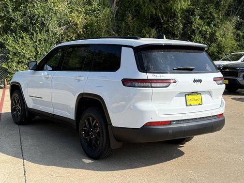 2025 Jeep Grand Cherokee L Altitude