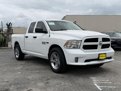 Bright White Clearcoat 2017 RAM 1500 Express