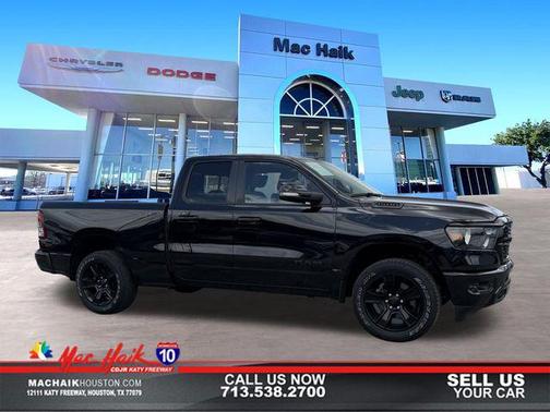 Diamond Black Crystal Pearlcoat 2022 RAM 1500 Big Horn/Lone Star