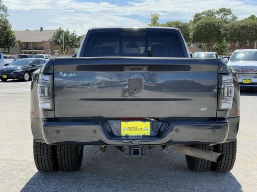 2014 RAM 3500 Laramie